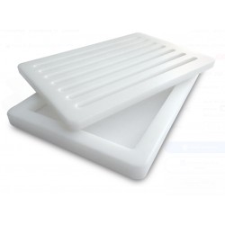 TABLA CORTE PAN CON RECOGE MIGAS 350x250X40MM FIBRA BLANCA